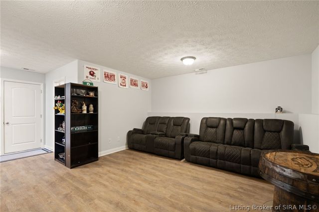 8156 Kepley Drive NE, New Salisbury, IN 47161