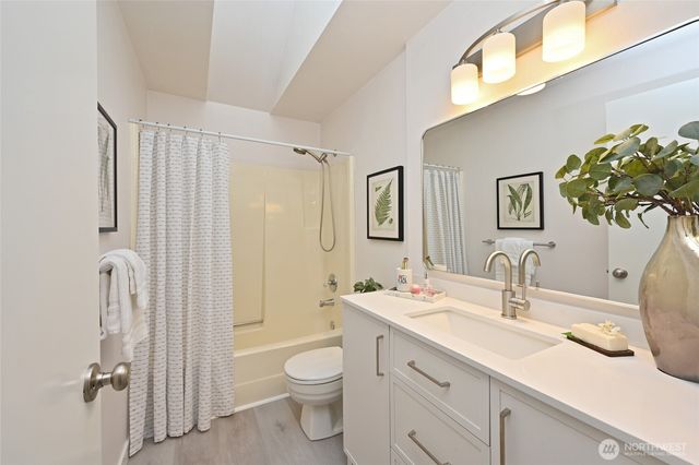 10263 NE 129th Lane, Kirkland, WA 98034