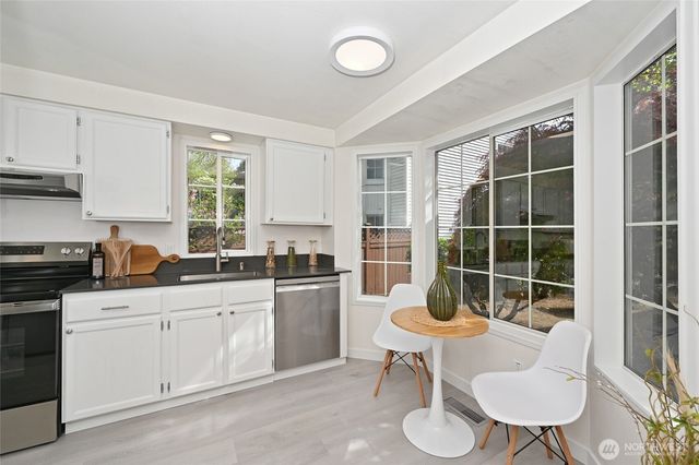 10263 NE 129th Lane, Kirkland, WA 98034