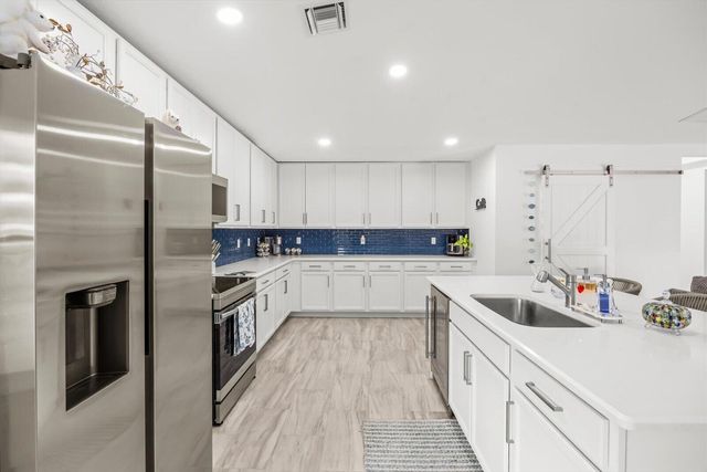 8607 SW 7th Lane, Okeechobee, FL 34974