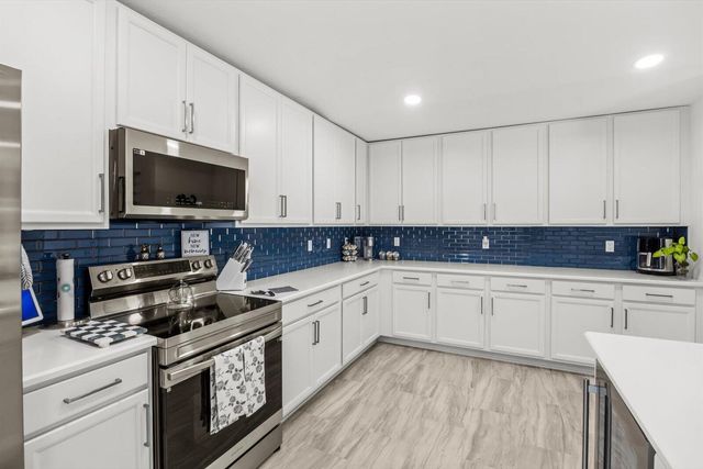 8607 SW 7th Lane, Okeechobee, FL 34974