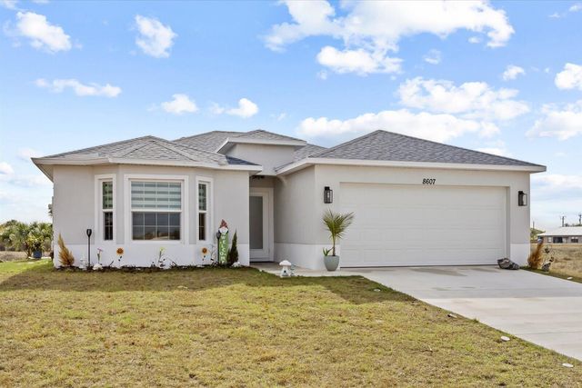 8607 SW 7th Lane, Okeechobee, FL 34974