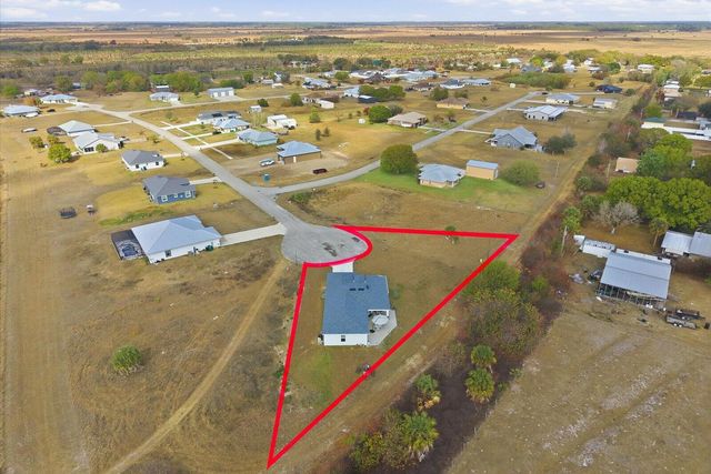 8607 SW 7th Lane, Okeechobee, FL 34974