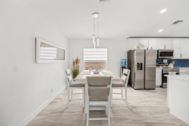 8607 SW 7th Lane, Okeechobee, FL 34974