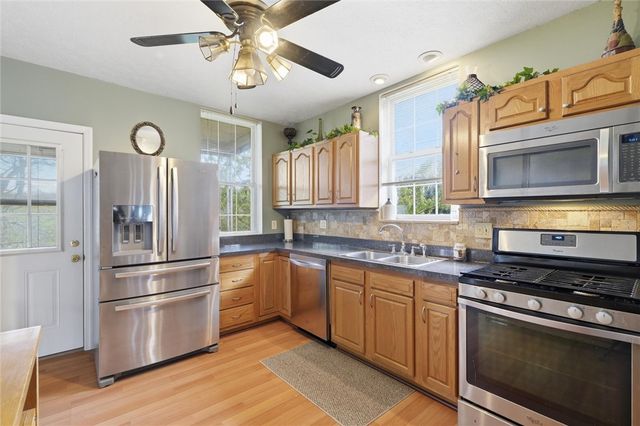 425 PARKINSON STREET, Monongahela, PA 15063