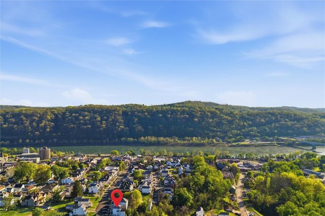 425 PARKINSON STREET, Monongahela, PA 15063