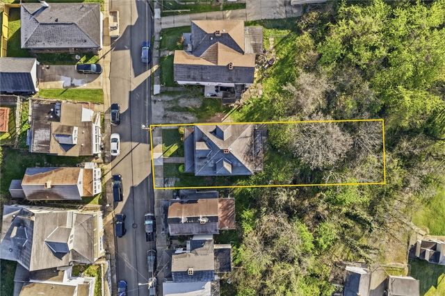 425 PARKINSON STREET, Monongahela, PA 15063