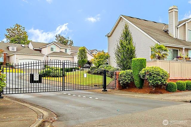 23874 140th Lane SE, Kent, WA 98042