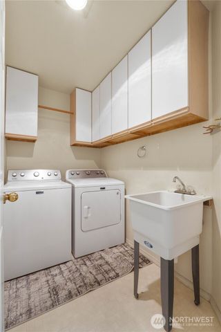 23874 140th Lane SE, Kent, WA 98042