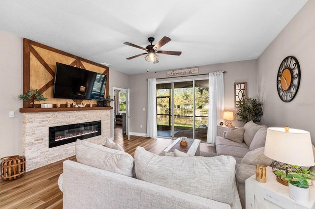 128 51ST STREET CIRCLE E 7, Palmetto, FL 34221