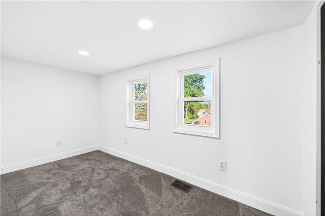 444 4th Avenue, New Eagle, PA 15067