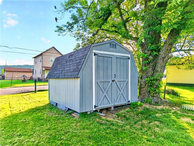 444 4th Avenue, New Eagle, PA 15067