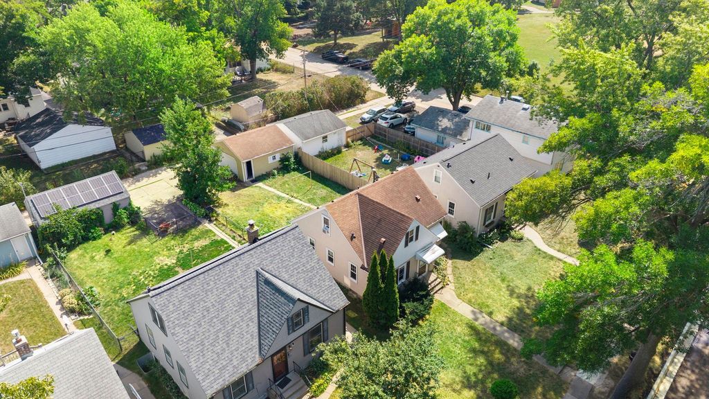 2849 Jersey Avenue S, Saint Louis Park, MN 55426 — photo 2