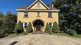 2518 Bethel Church Rd, Bethel Park, PA 15102