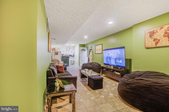 11809 OLD FORT RD, Fort Washington, MD 20744