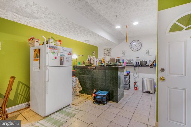 11809 OLD FORT RD, Fort Washington, MD 20744