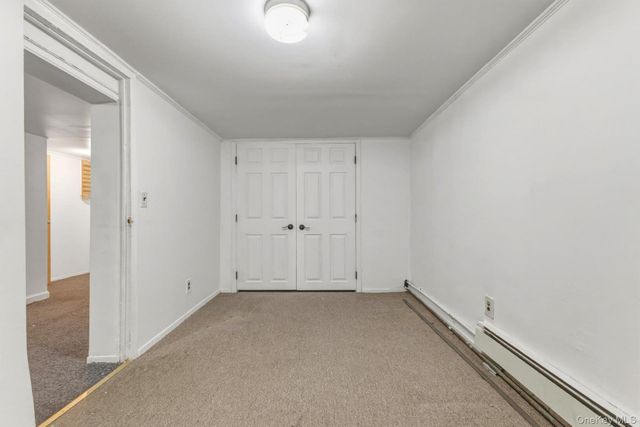 18811 Dormans Road, Saint Albans, NY 11412