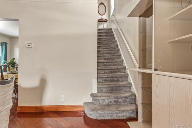 18811 Dormans Road, Saint Albans, NY 11412