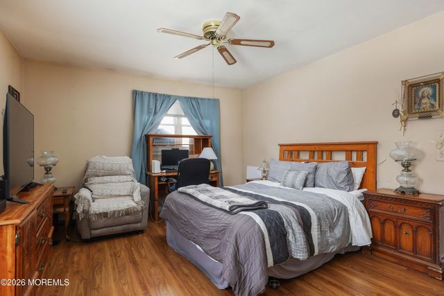 201 Bonaire Drive, Toms River, NJ 08757