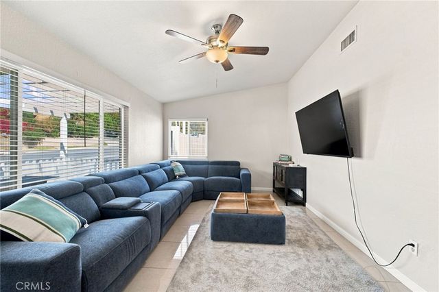 257 Ohio St, Lake Elsinore, CA 92530