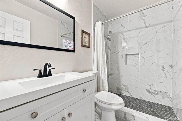 257 Ohio St, Lake Elsinore, CA 92530