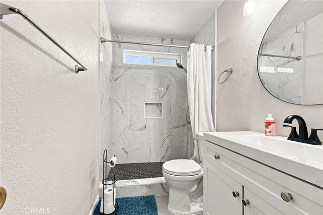 257 Ohio St, Lake Elsinore, CA 92530