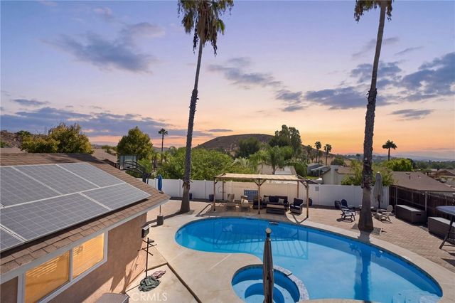 257 Ohio St, Lake Elsinore, CA 92530