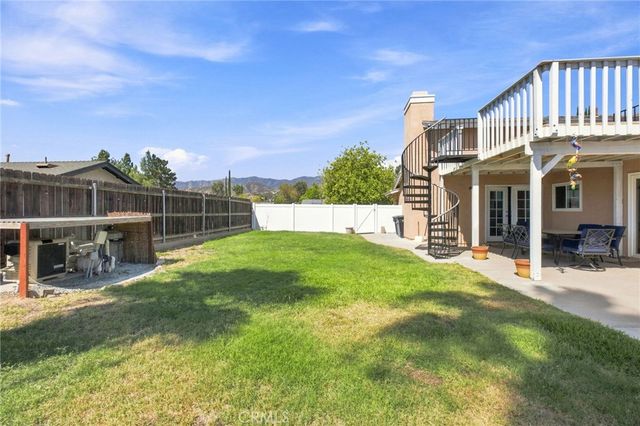 257 Ohio St, Lake Elsinore, CA 92530