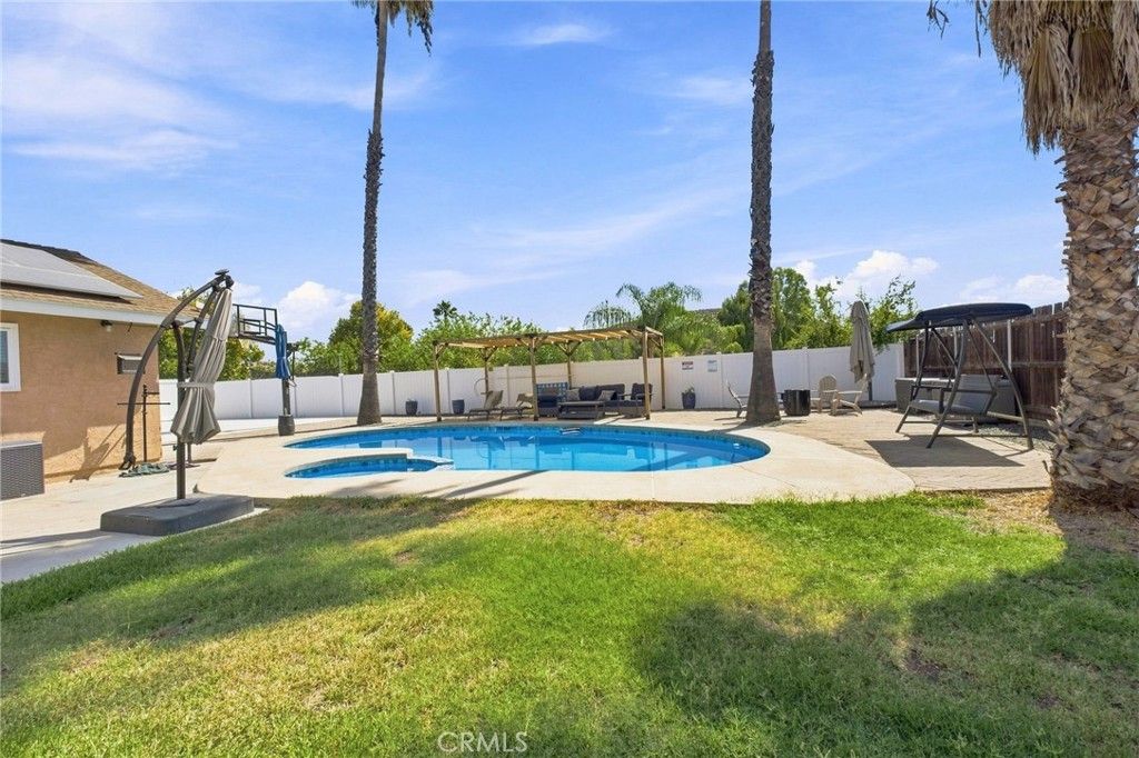 257 Ohio St, Lake Elsinore, CA 92530