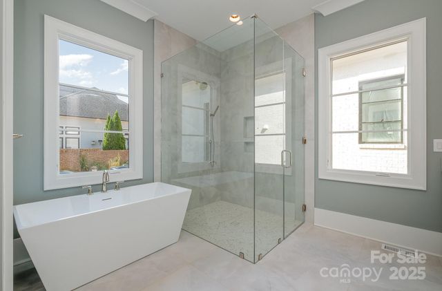 2926 Sharon View Road A, Charlotte, NC 28210