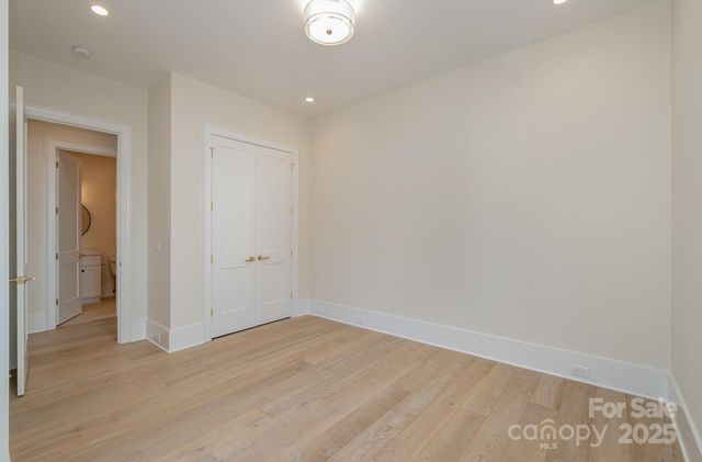 2926 Sharon View Road A, Charlotte, NC 28210