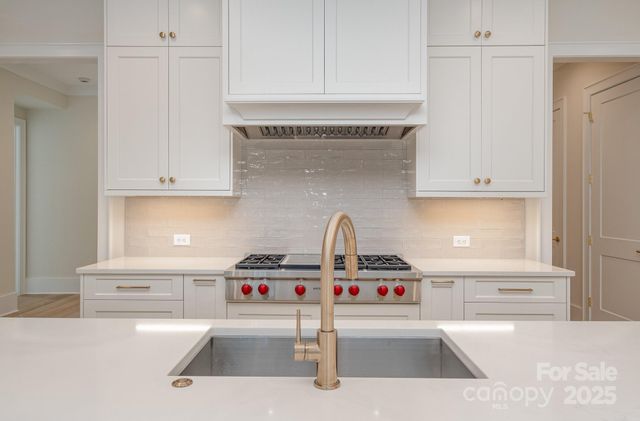 2926 Sharon View Road A, Charlotte, NC 28210