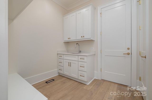 2926 Sharon View Road A, Charlotte, NC 28210