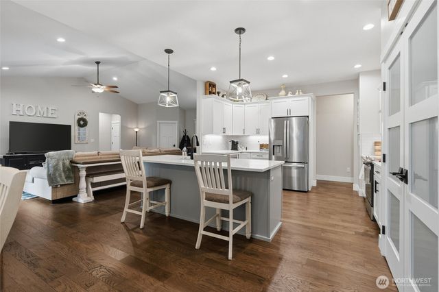 13922 Salvation Lane SE, Olalla, WA 98359