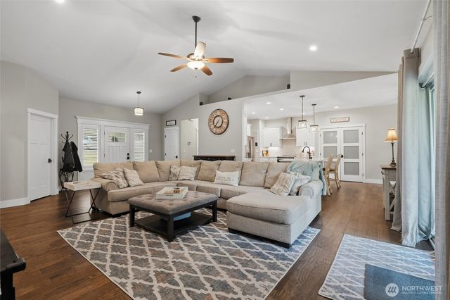 13922 Salvation Lane SE, Olalla, WA 98359