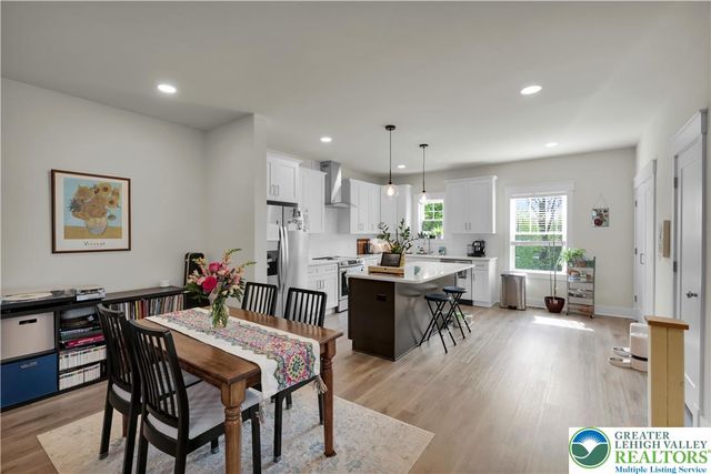 221 Craig Avenue, Bethlehem City, PA 18018