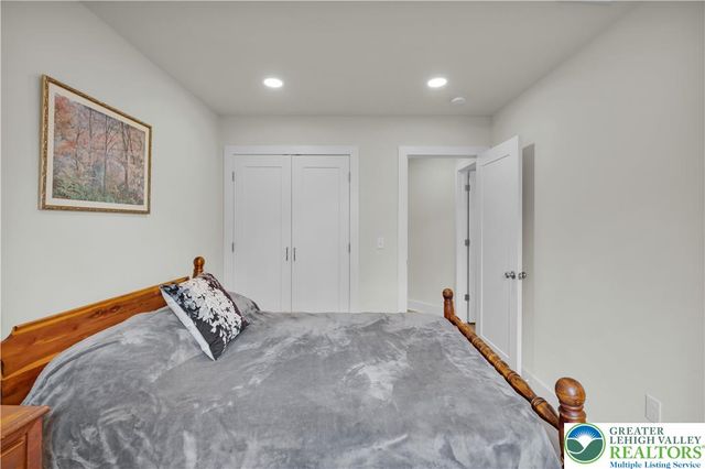 221 Craig Avenue, Bethlehem City, PA 18018