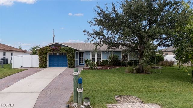 2025 NE 4th TER, Cape Coral, FL 33909