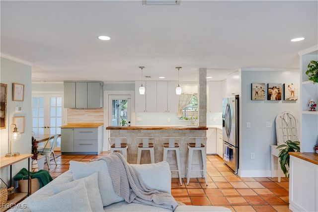 2025 NE 4th TER, Cape Coral, FL 33909