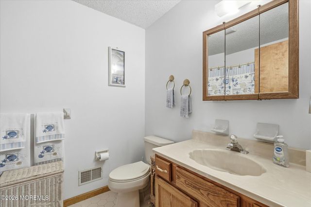 1500 Sommerell Avenue, Forked River, NJ 08731