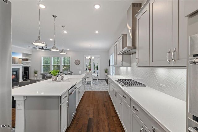 312 Silent Bend Drive, Holly Springs, NC 27540