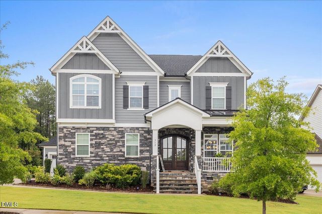 312 Silent Bend Drive, Holly Springs, NC 27540