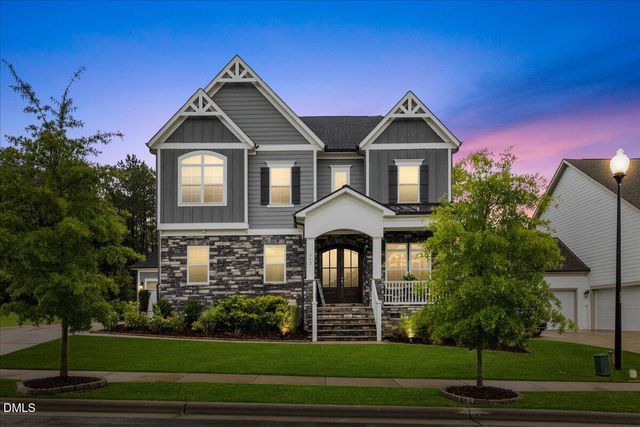 312 Silent Bend Drive, Holly Springs, NC 27540