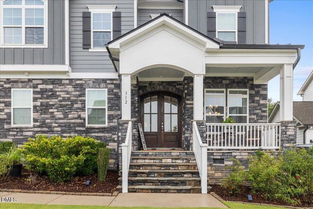 312 Silent Bend Drive, Holly Springs, NC 27540