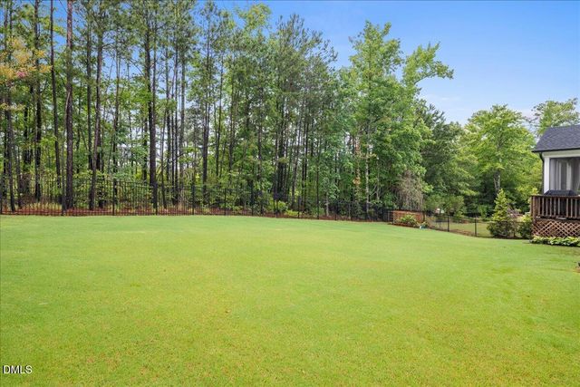 312 Silent Bend Drive, Holly Springs, NC 27540
