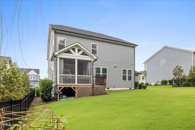 312 Silent Bend Drive, Holly Springs, NC 27540