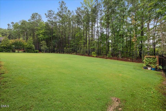 312 Silent Bend Drive, Holly Springs, NC 27540