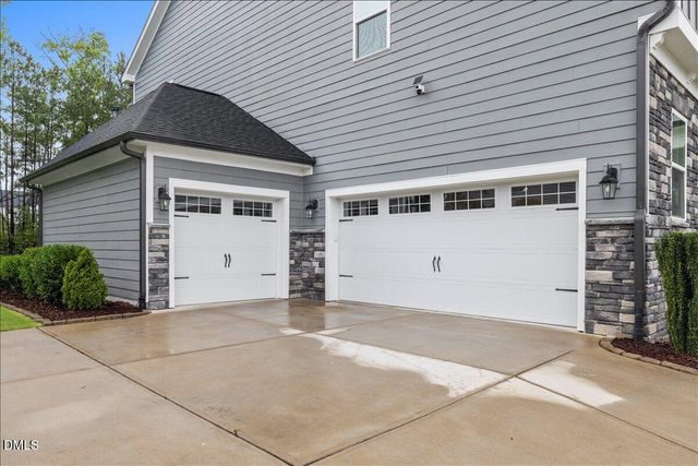312 Silent Bend Drive, Holly Springs, NC 27540