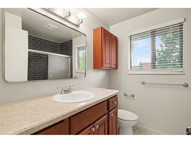 5937 S Jasmine St, Centennial, CO 80111