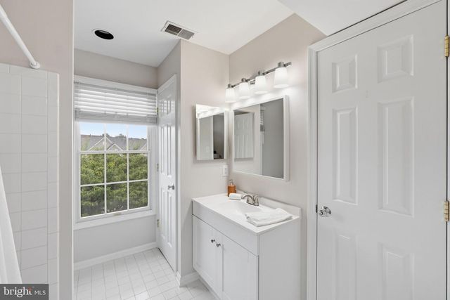 1002 MAIN ST, Gaithersburg, MD 20878